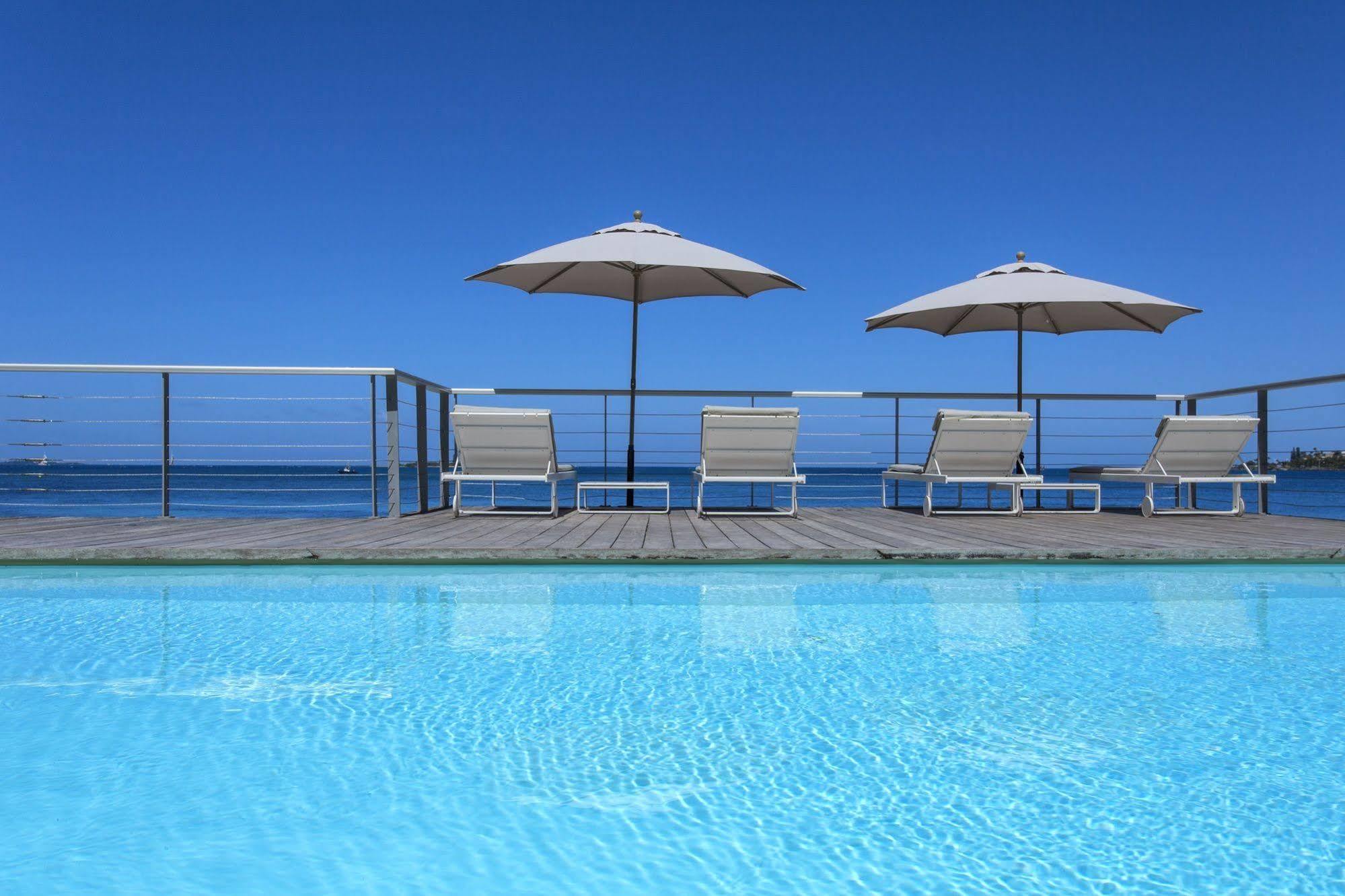 Chateau Royal Beach Resort & Spa, Νουμεά Εξωτερικό φωτογραφία